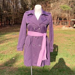 Jones New York dark plum double breasted trench with rain fly size L